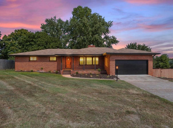 925 E 6TH STREET, Mountain Home, AR 72653