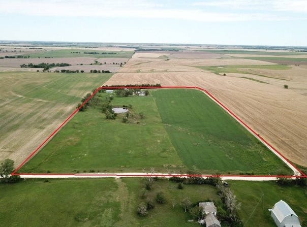 1262 B Rd, Jewell, KS 66949