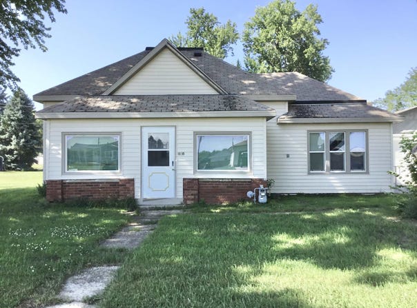 410 E 2nd St, Tilden, NE 68781