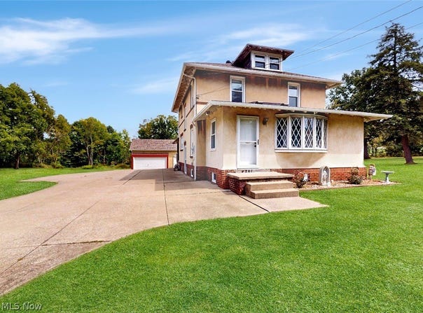 6201 Richville Drive SW, Navarre, OH 44662