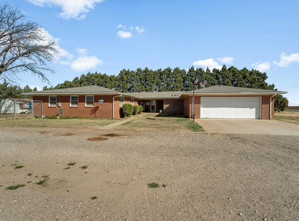9506 FM 835, Slaton, TX 79364