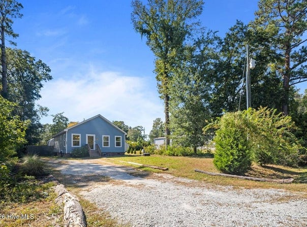 404 Jamaica Drive, Hampstead, NC 28443
