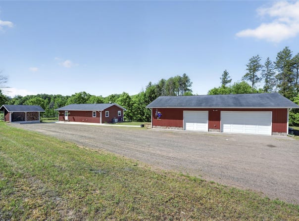 11702 E Mail Road, Gordon, WI 54838