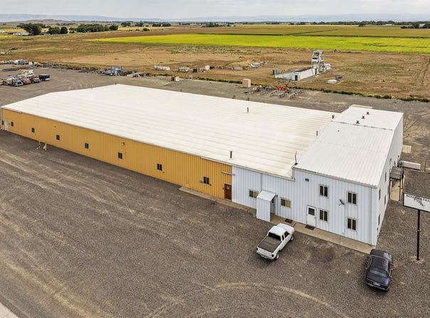 771 Lane 9, Powell, WY 82435