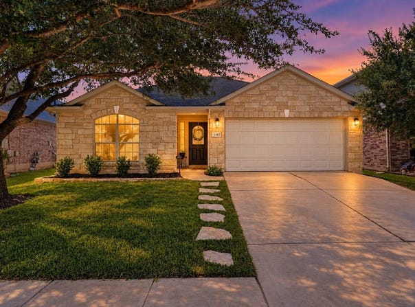 1391 Stone Rim Loop, Buda, TX 78610