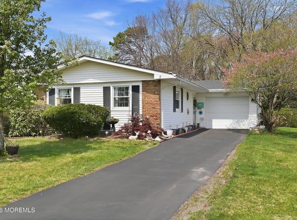 3 Logan Court, Brick, NJ 08724