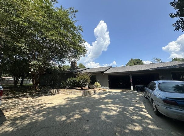 11 Billy Craft Road, LAUREL, MS 39440