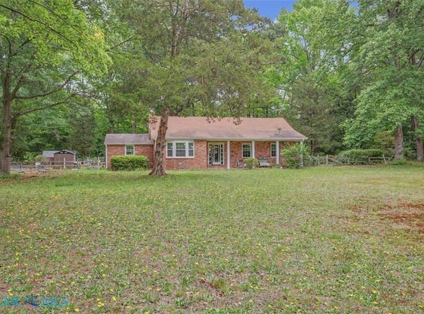 3597 Hickory Fork Road, Gloucester, VA 23061