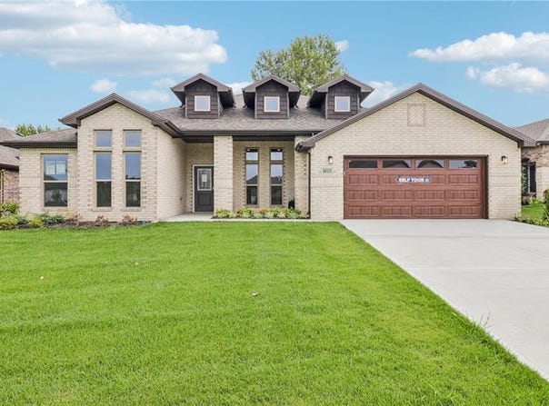 18540 W 195th Terrace, Spring Hill, KS 66083