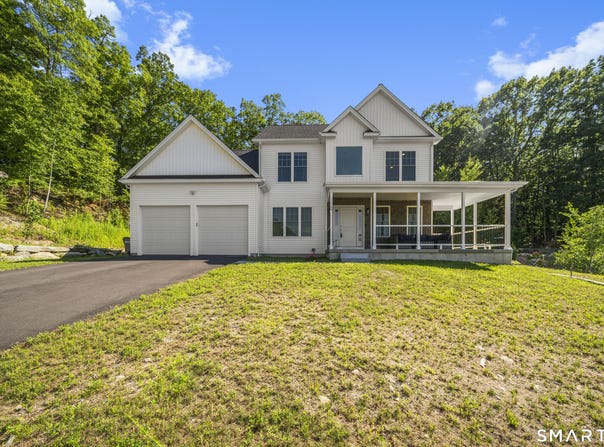 2 Rock Ridge Road, Manchester, CT 06040