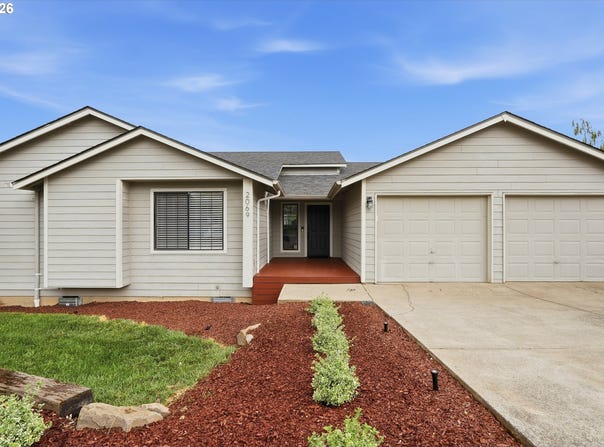 2069 FLAG STONE Ct N, Keizer, OR 97303