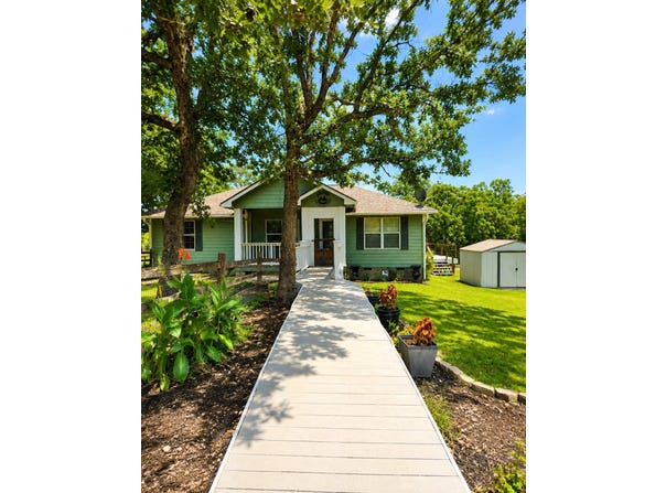 470 Private Road 3650, Paradise, TX 76073