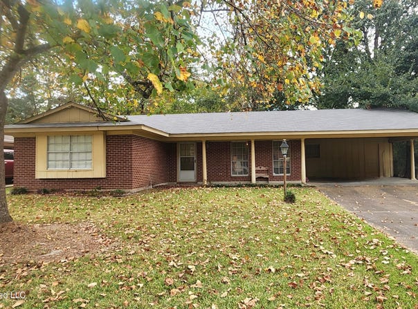 119 Brookfield Drive, Natchez, MS 39120