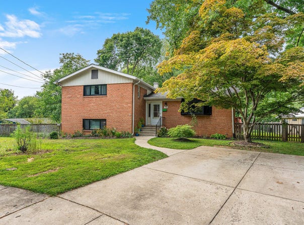 11526 COLT TER, SILVER SPRING, MD 20902