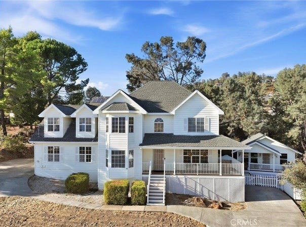 16536 Crescent Court, Hidden Valley Lake, CA 95467