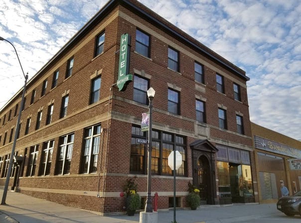 202 N Broadway Ave, Hartington, NE 68739
