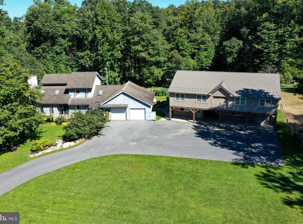 786 LIME QUARRY Road, GAP, PA 17527