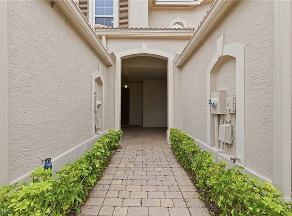 4074 Cherrybrook Loop, Fort Myers, FL 33966
