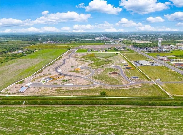 201 San Sebastian Loop, San Benito, TX 78586