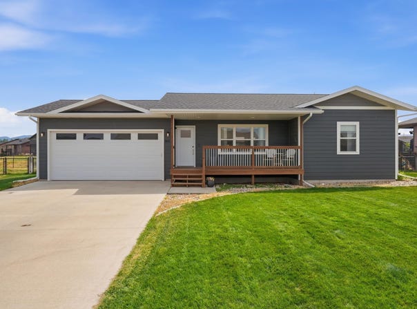 3842 Ward Avenue, Spearfish, SD 57783