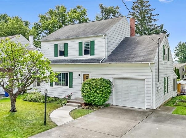 2722 Crescent Drive, ENDICOTT, NY 13760