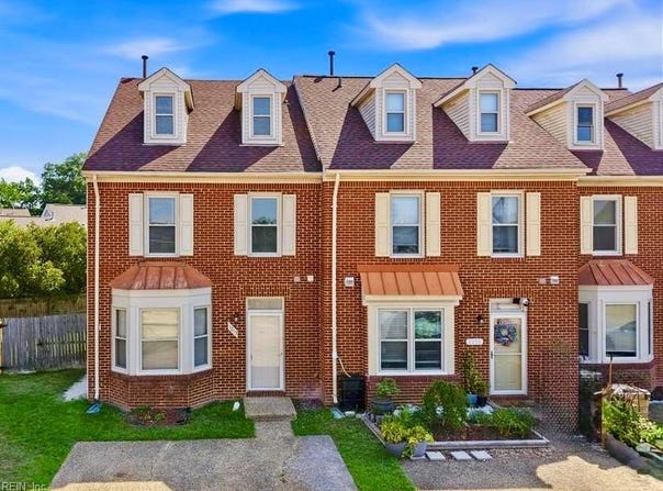 1213 Killington Square, Chesapeake, VA 23320