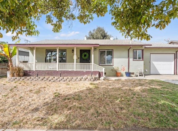 1305 Adams Street, SALINAS, CA 93906