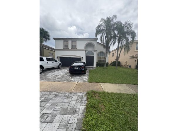 2761 Misty Oaks Circle, Royal Palm Beach, FL 33411
