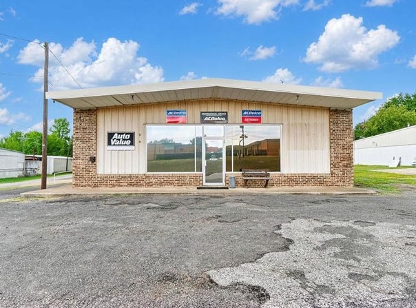 1416 Linda Dr, Daingerfield, TX 75638