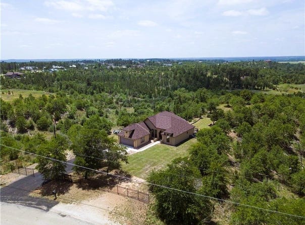 509 Kaanapali Ln, Bastrop, TX 78602