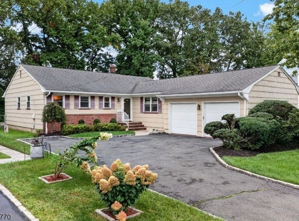 103 Wentz Ave, Springfield Twp., NJ 07081-3423