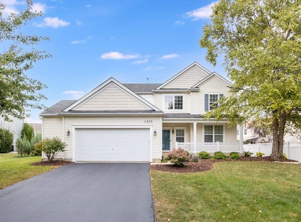 11423 Glenbrook Circle, Plainfield, IL 60585