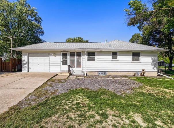 5301 Penn Avenue N, Brooklyn Center, MN 55430