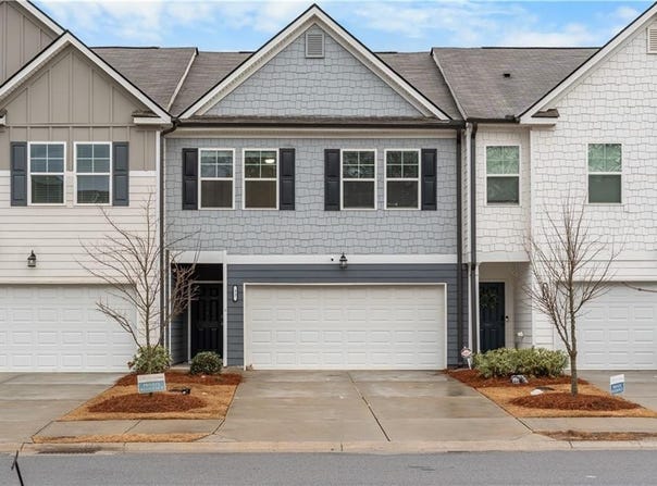 32 Huntley Trace, Hoschton, GA 30548