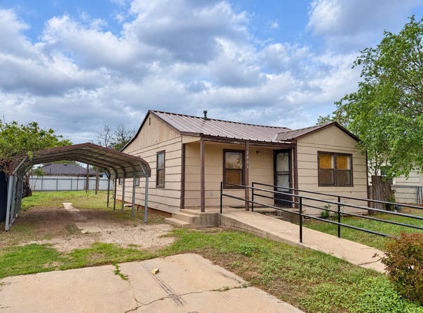 2803 Bates Street, Lubbock, TX 79415