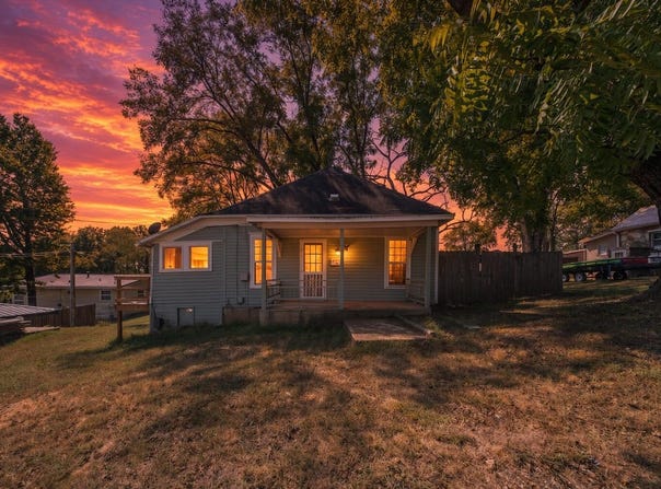 216 S 7th Street, Thayer, MO 65791