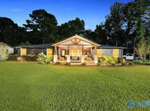 213 Tabor Road, Gadsden, AL 35904