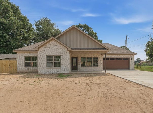 404 S Nance Street, Monette, AR 72447