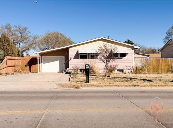 2518 N 8th Street, Garden City, KS 67846