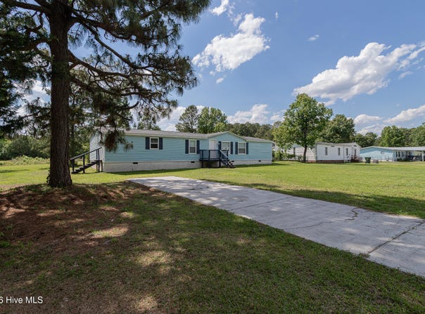 122 Woodbrook Drive, Midway Park, NC 28544