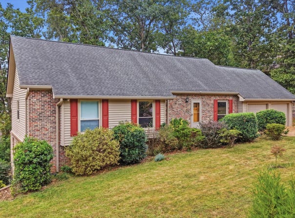 1624 Starboard Drive, Hixson, TN 37343