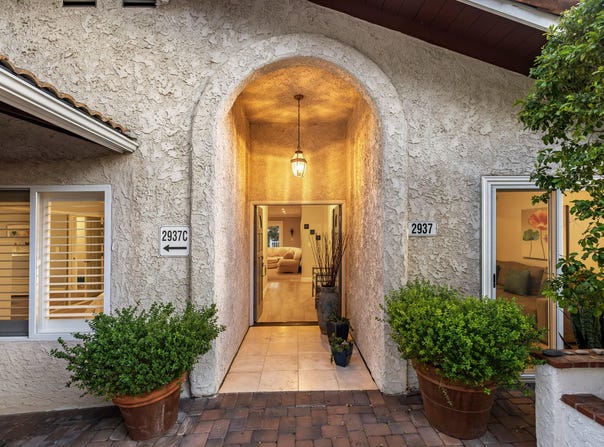 2937 Glen Albyn Drive, SANTA BARBARA, CA 93105
