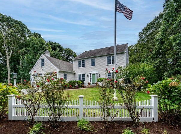 93 Avon Road, Yarmouth Port, MA 02675
