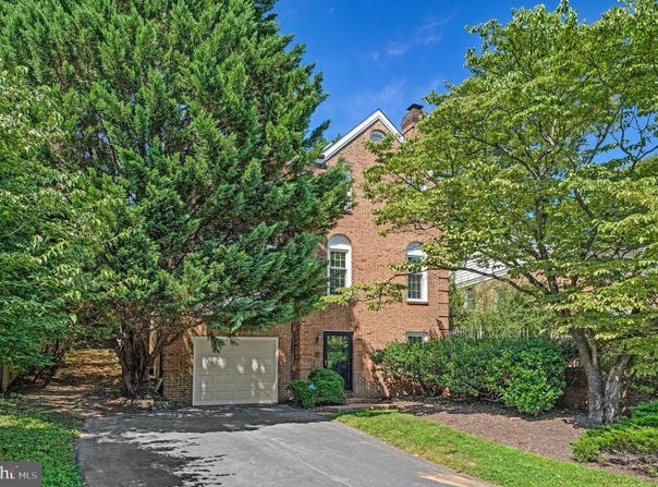 1138 RANDOLPH RD, MCLEAN, VA 22101