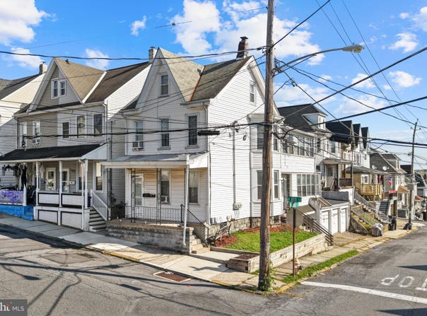 200 N 8TH Street, EASTON, PA 18042