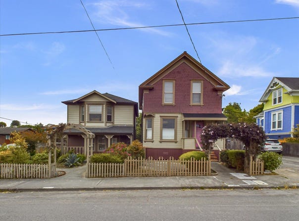 2121 C Street, Eureka, CA 95501