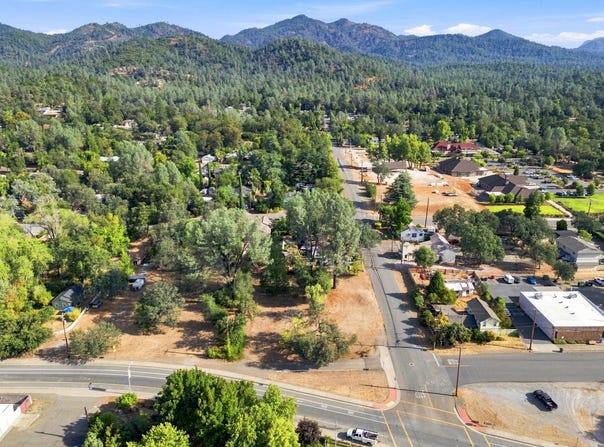 4357 Front Street, Shasta Lake, CA 96019