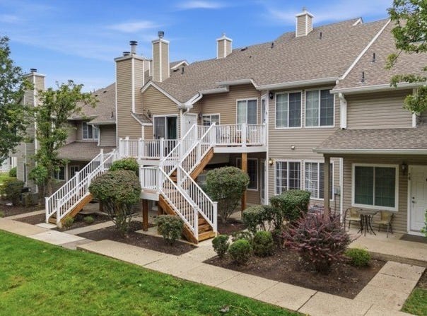 76 Encampment Dr, Bedminster Twp., NJ 07921-1831