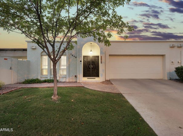 7040 N 11TH Avenue, Phoenix, AZ 85021