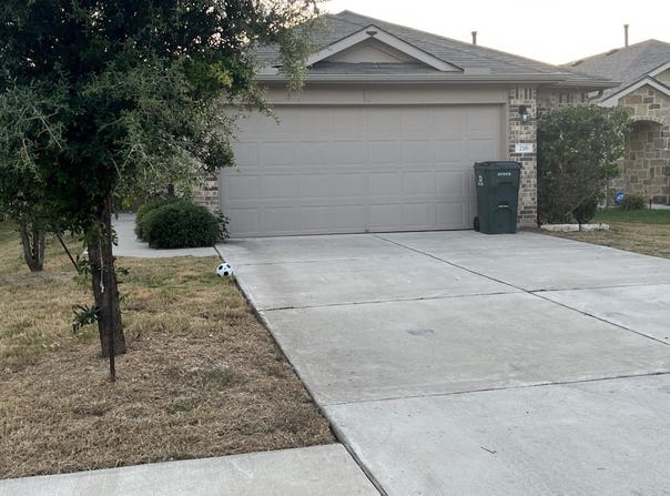 216 Frederick Dr, Georgetown, TX 78626